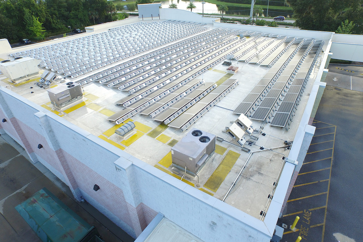 Goodwill Oviedo — 139 kW rooftop solar